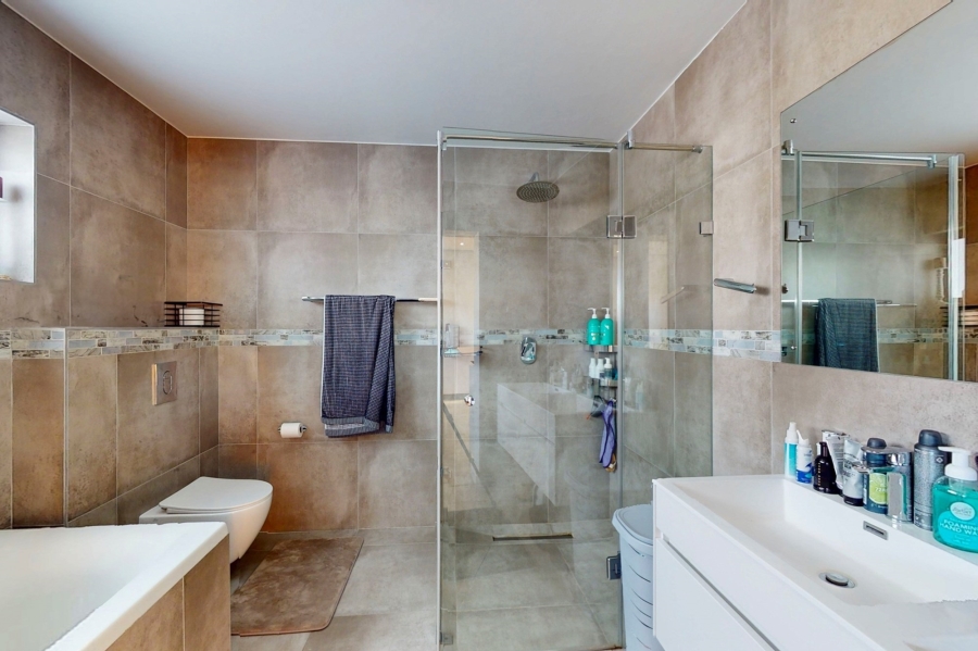 4 Bedroom Property for Sale in Langebaan Country Estate Western Cape